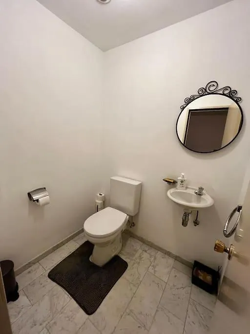 Big Apartment With Parking In Antwerp