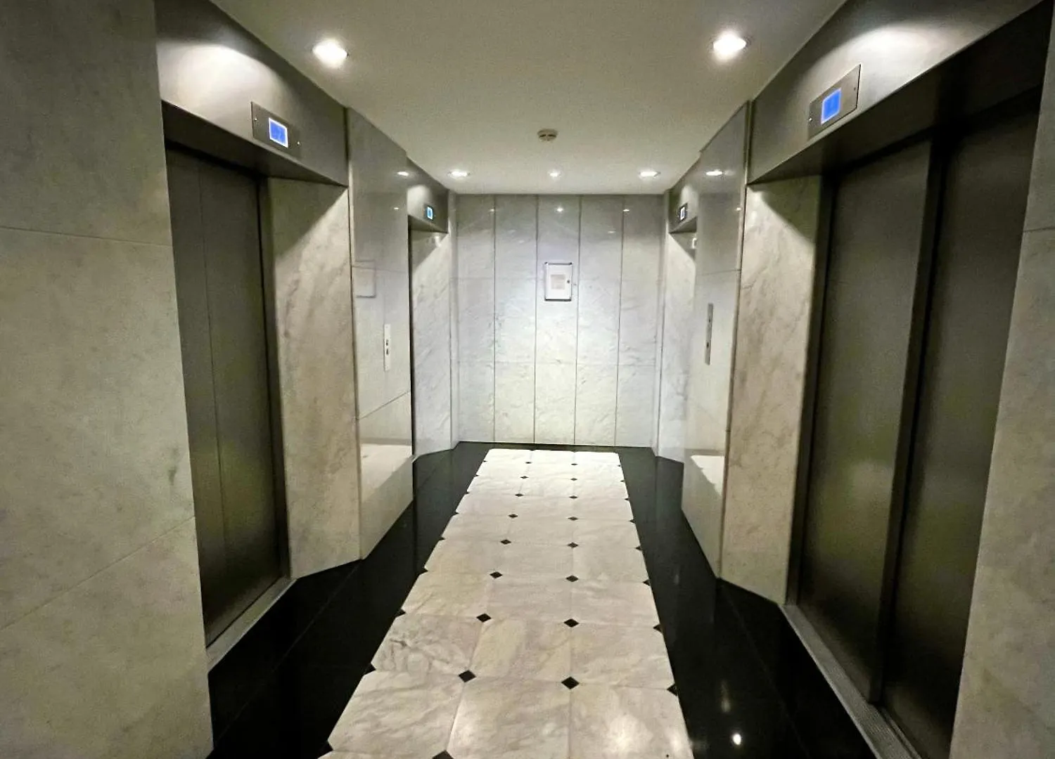 Big Apartment With Parking In Antwerp Belgium