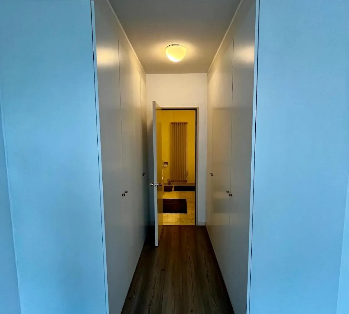 Big Apartment With Parking In Antwerp 0*,