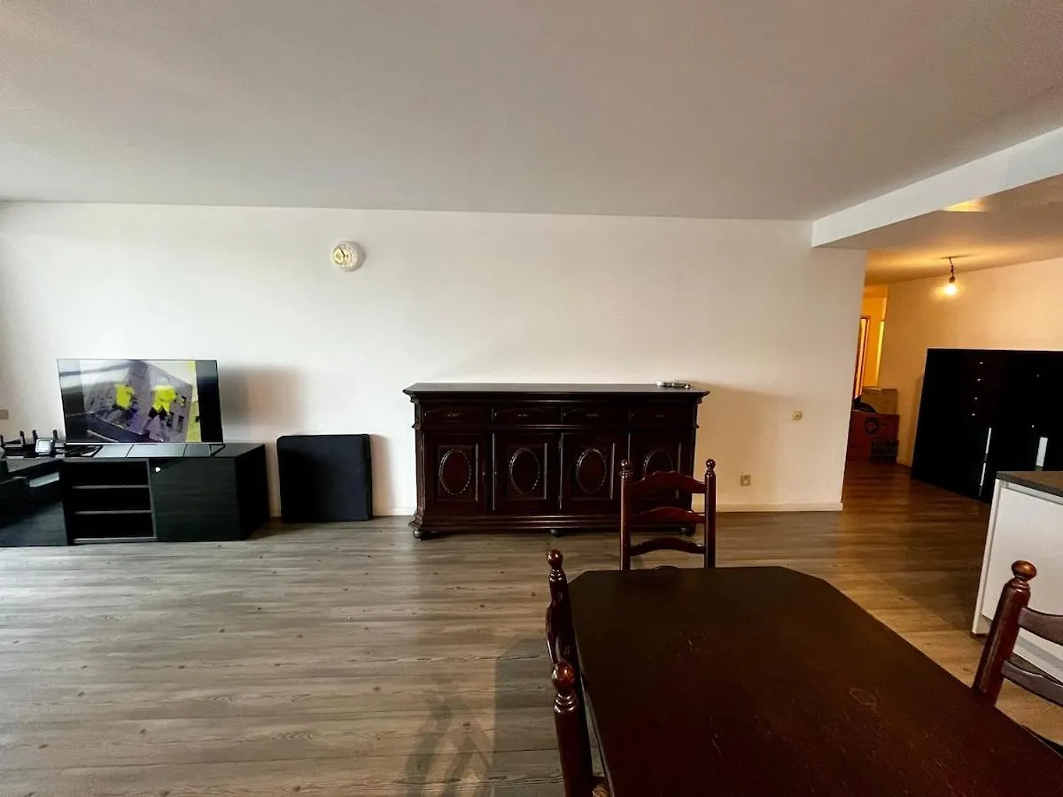 Big Apartment With Parking In Antwerp
