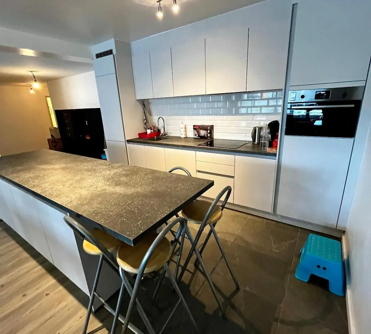 Big Apartment With Parking In Antwerp